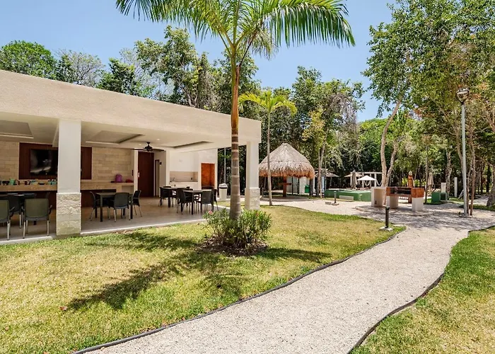 Apartment Vibes King Bed Pool Balcony 10 Min To Puerto Morelos